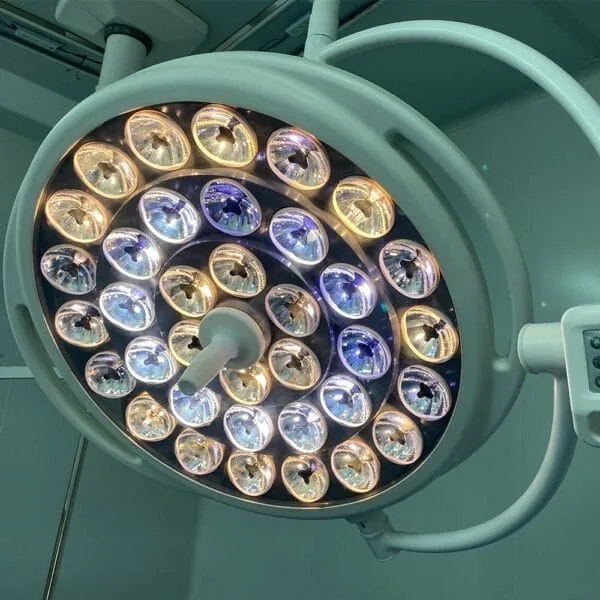 High-End Double-Headed Surgical Light LED720/520 – Image 2