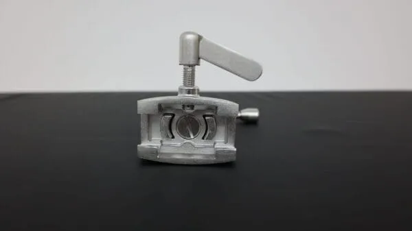 DC-2E Attachment clamp - Imagen 2